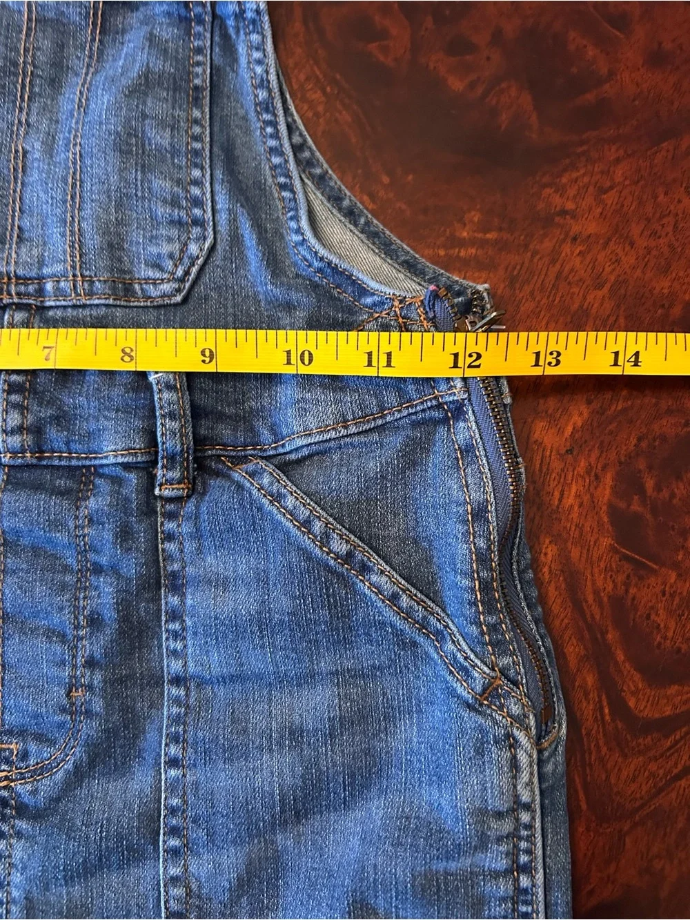 OshKosh B'gosh Girls Denim Overalls Blue Jeans Size 8 Adjustable Straps Raw Hem